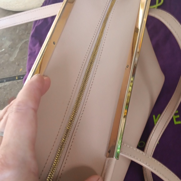 TED BAKER SAFFIANO LEATHER BEIGE TOTE - Picture 12 of 14